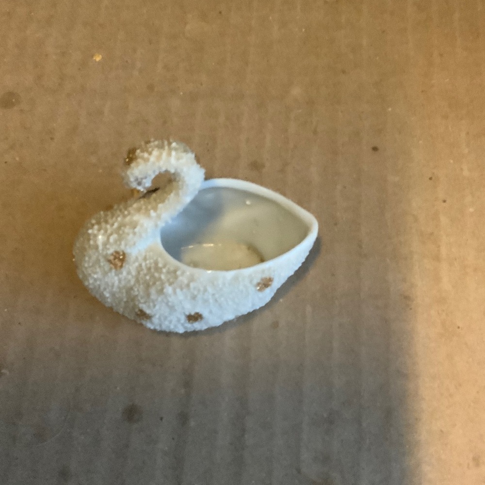White and Gold Swan Trinket Dish